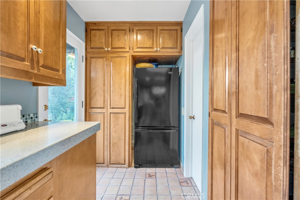 1959 Bridgeport Avenue