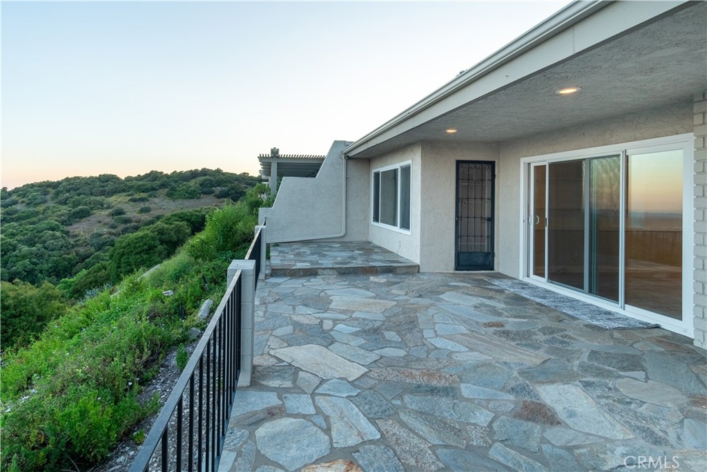 818 W Highpoint Drive