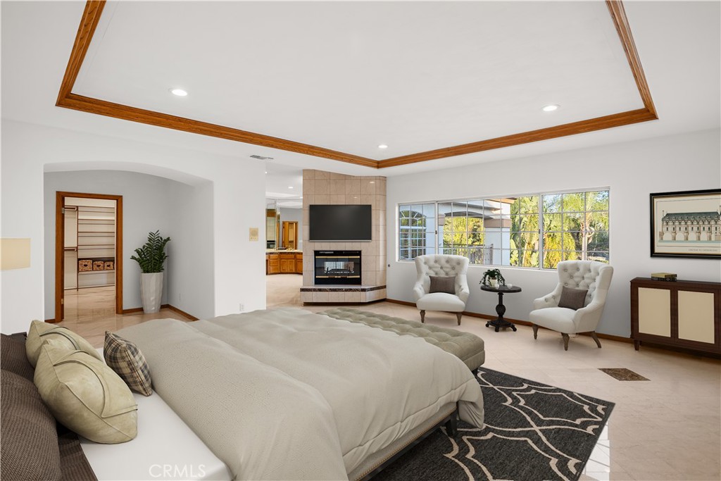 840 Peninsula Avenue