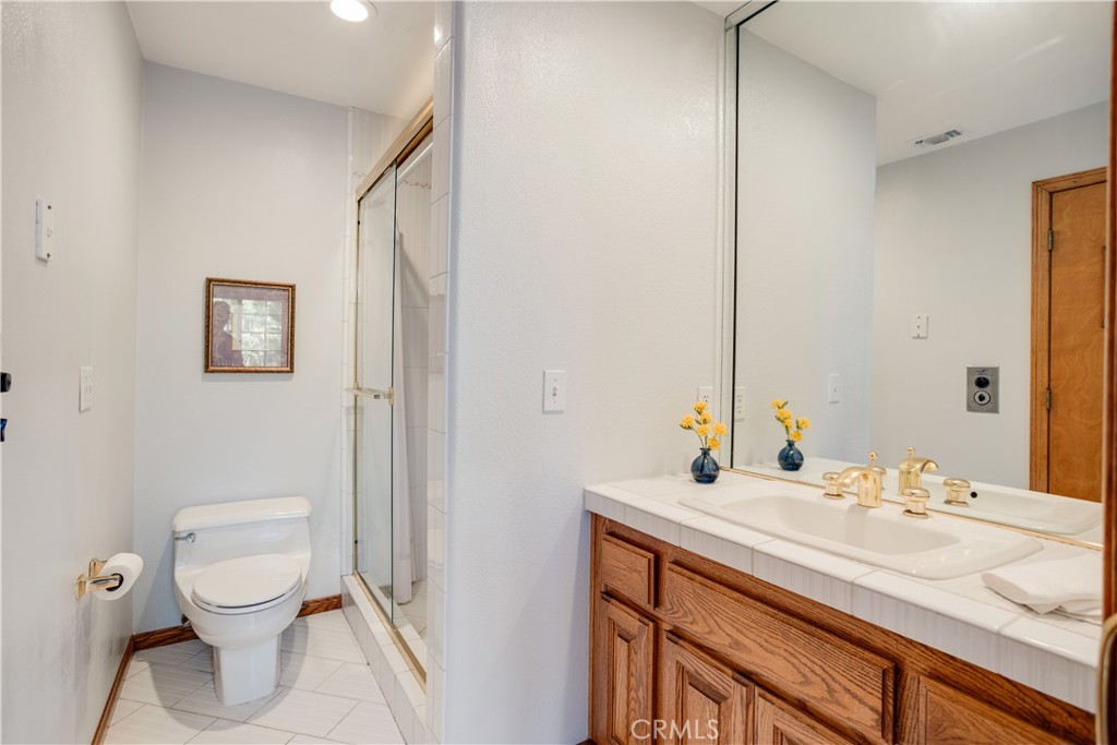 840 Peninsula Avenue