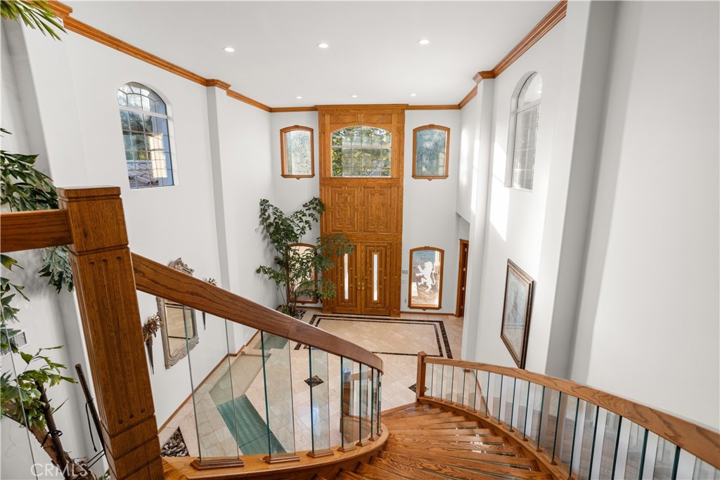 840 Peninsula Avenue