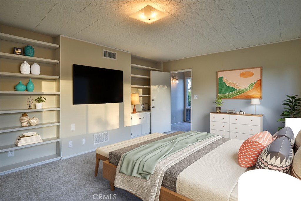 481 University Circle