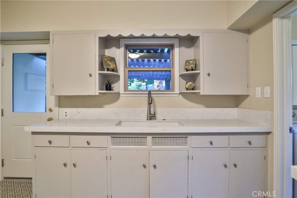 481 University Circle