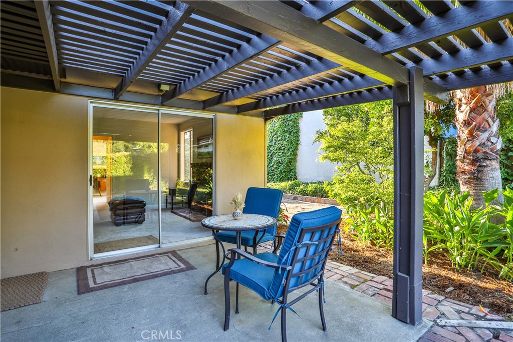 481 University Circle