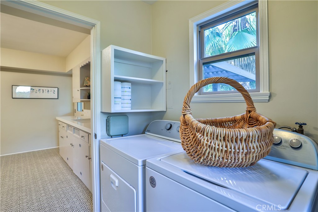 481 University Circle