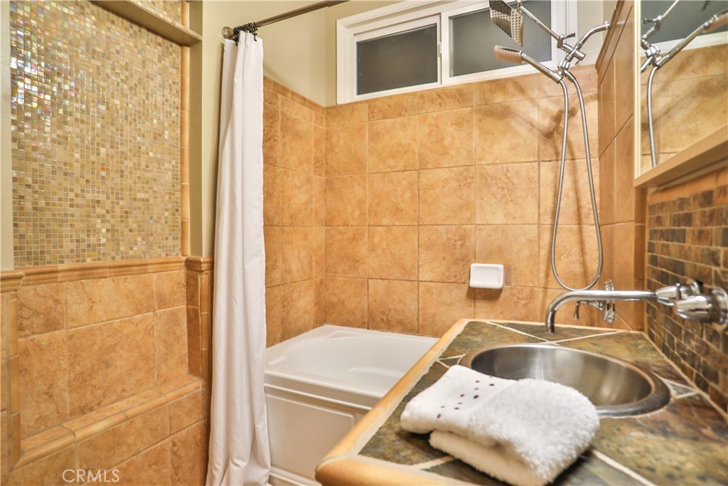 10448 Alta Loma Drive