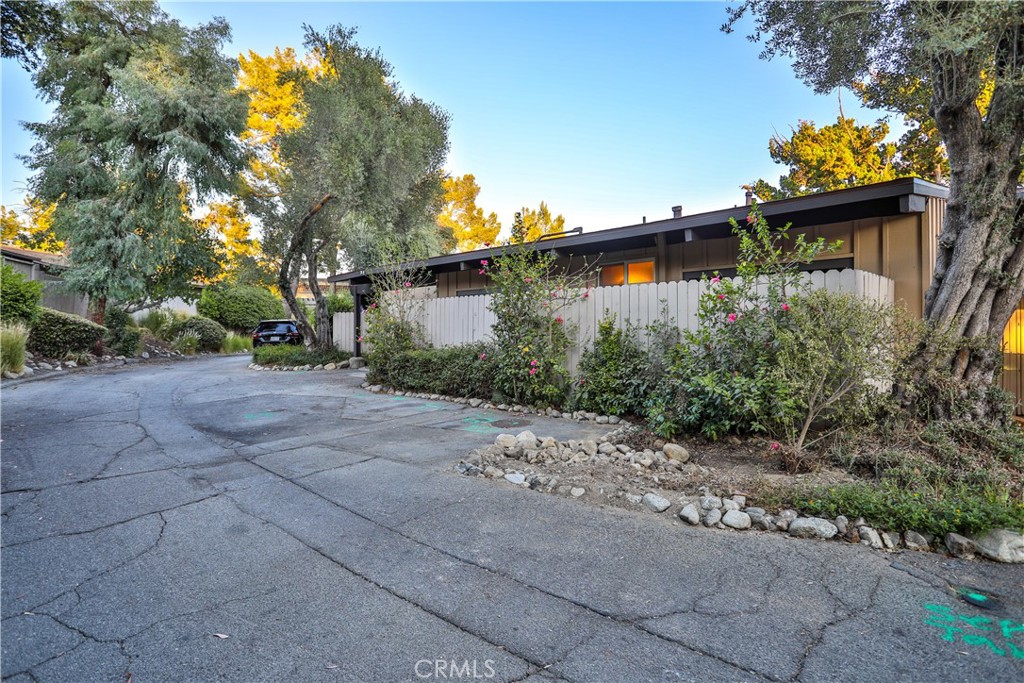 10448 Alta Loma Drive