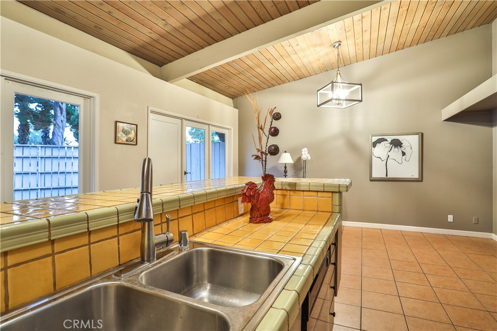 10448 Alta Loma Drive