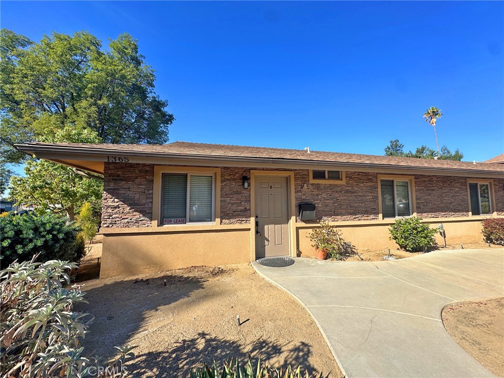 1365 Lafayette Road A