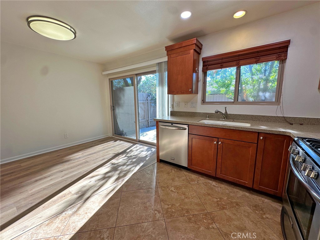 1365 Lafayette Road A