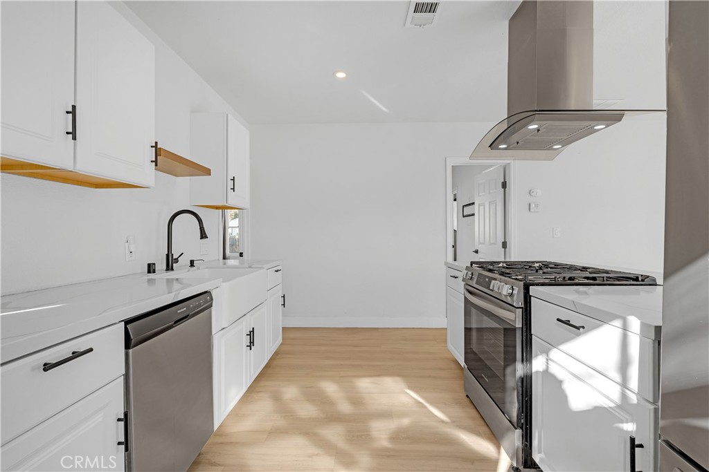 1131 Wisconsin Street