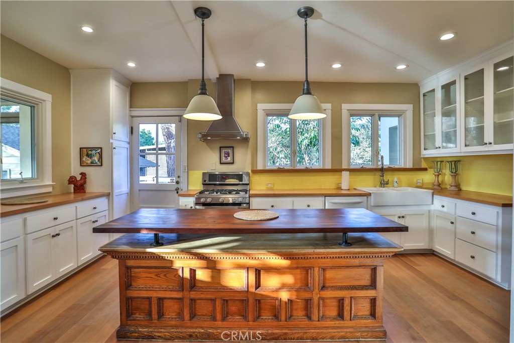 1890 Palomino Avenue