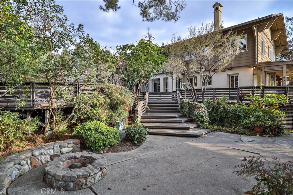 1890 Palomino Avenue