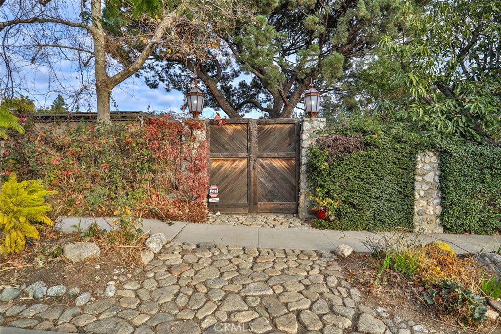 1890 Palomino Avenue