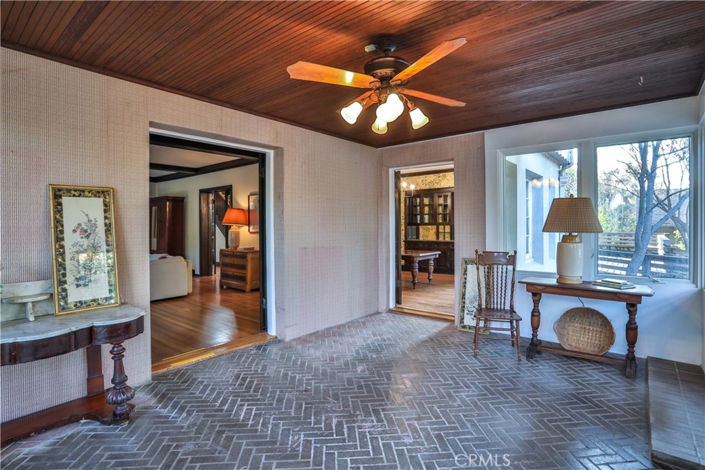 1890 Palomino Avenue