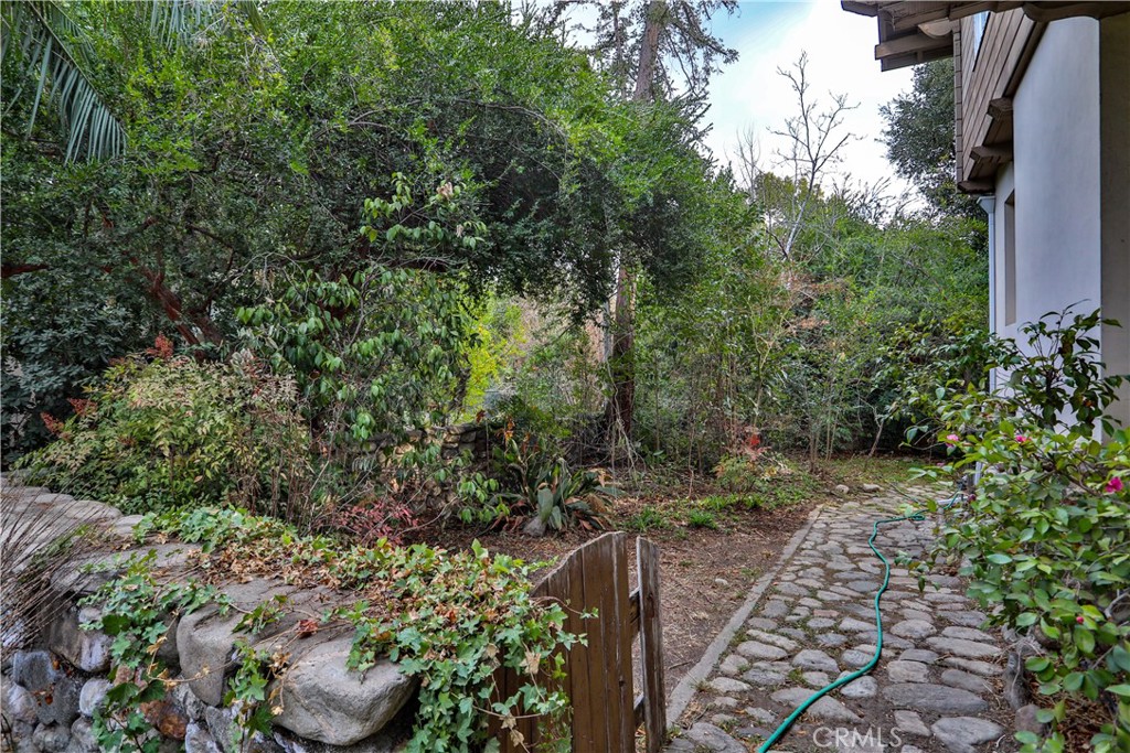 1890 Palomino Avenue