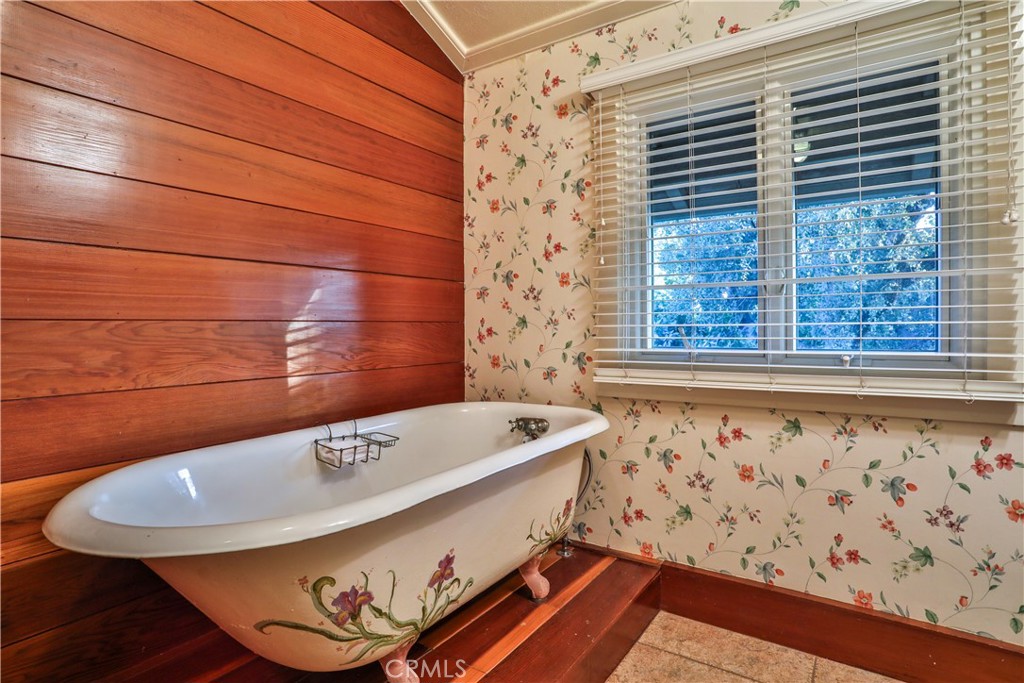 1890 Palomino Avenue