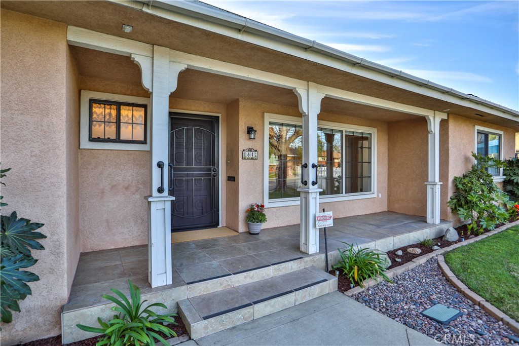 1847 Bonnie Brae Street