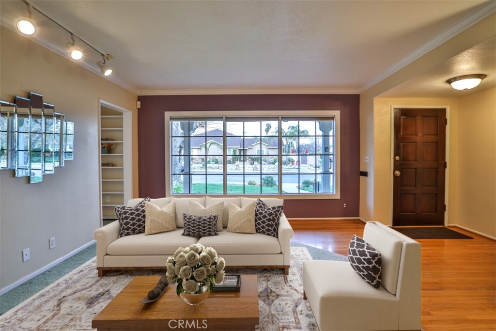 1847 Bonnie Brae Street