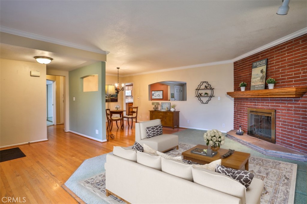 1847 Bonnie Brae Street