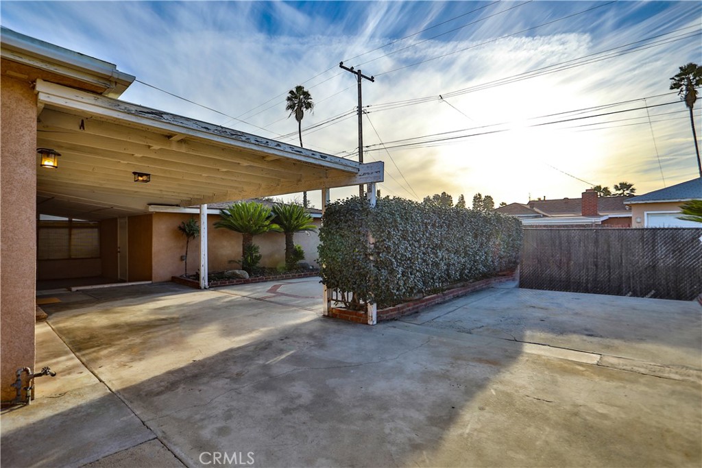 1847 Bonnie Brae Street