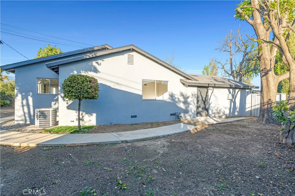 2981 Grayburn Street