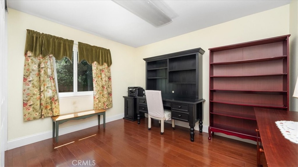 1819 Elmhurst Circle