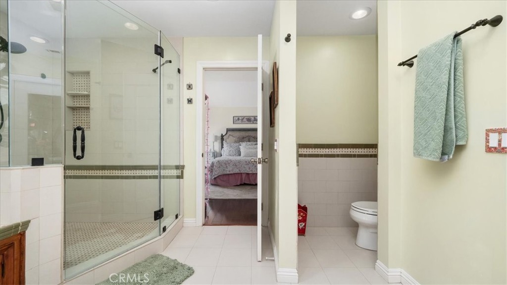 1819 Elmhurst Circle