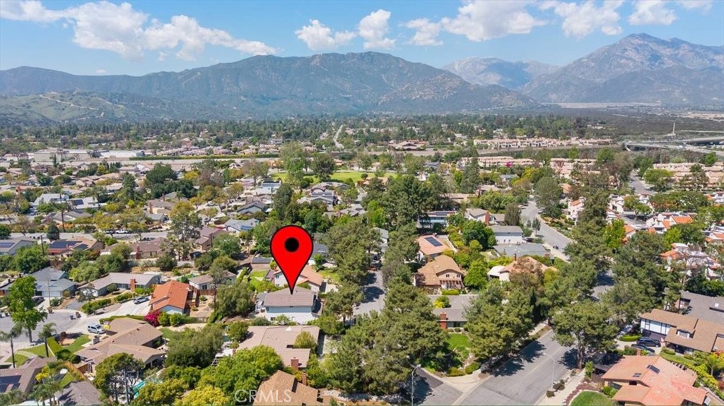 1819 Elmhurst Circle