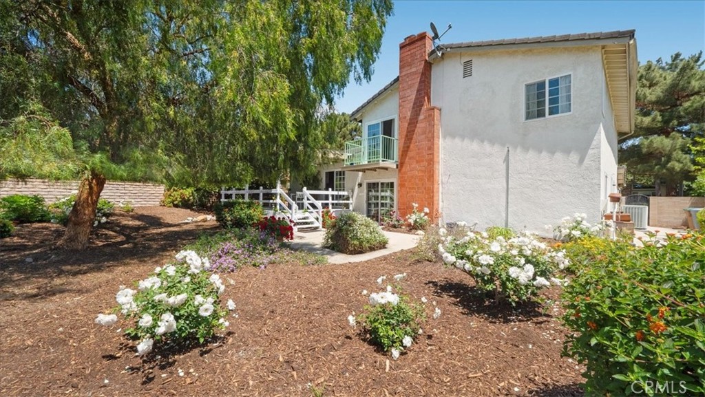 1819 Elmhurst Circle