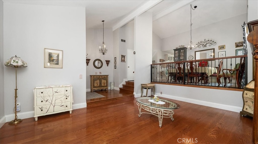 1819 Elmhurst Circle