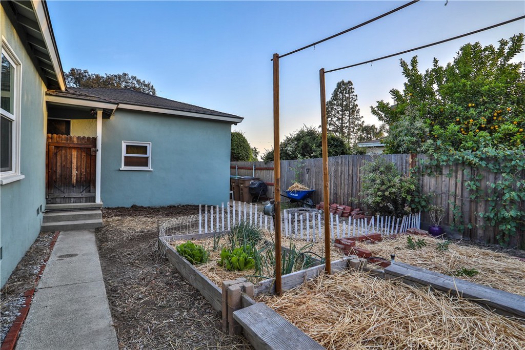 139 E Villanova Drive