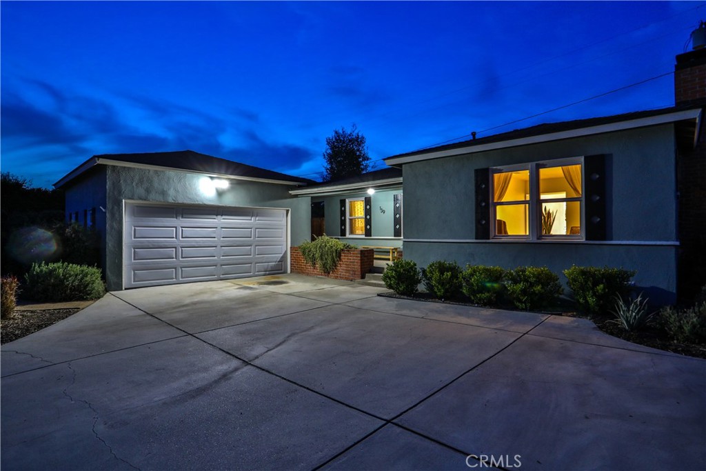 139 E Villanova Drive