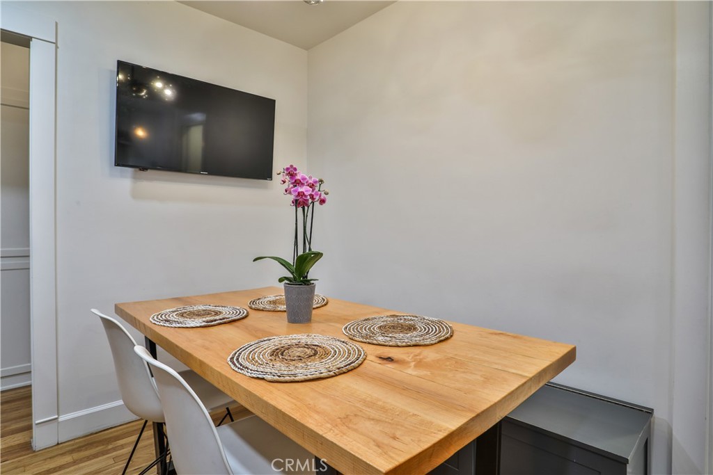 139 E Villanova Drive