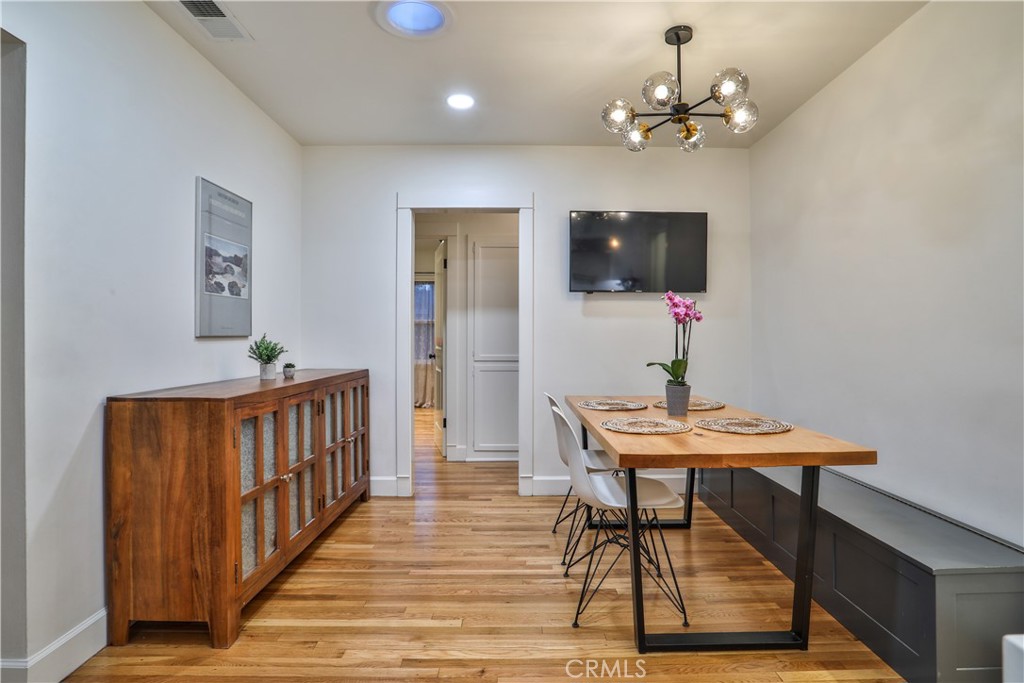 139 E Villanova Drive