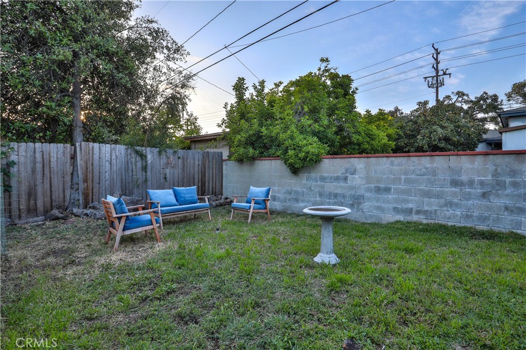 139 E Villanova Drive