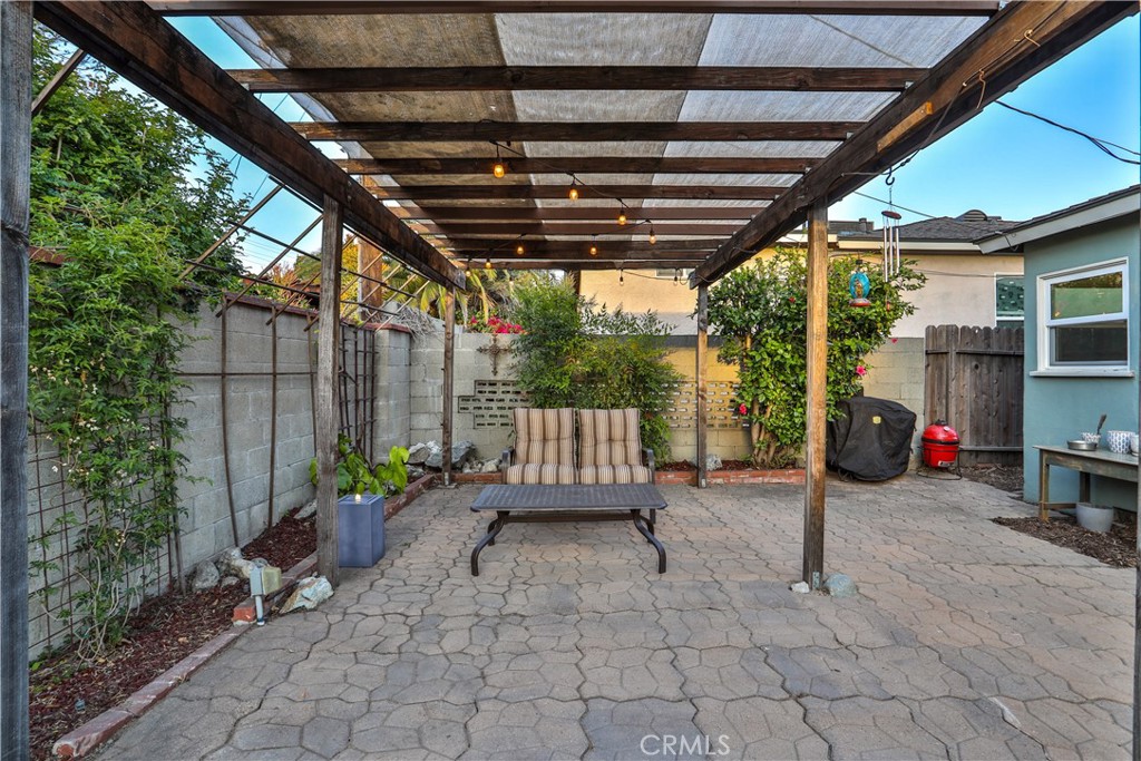 139 E Villanova Drive