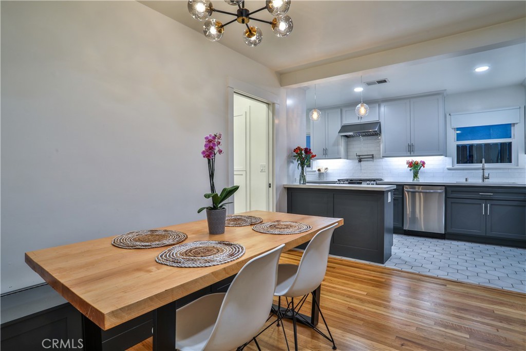 139 E Villanova Drive