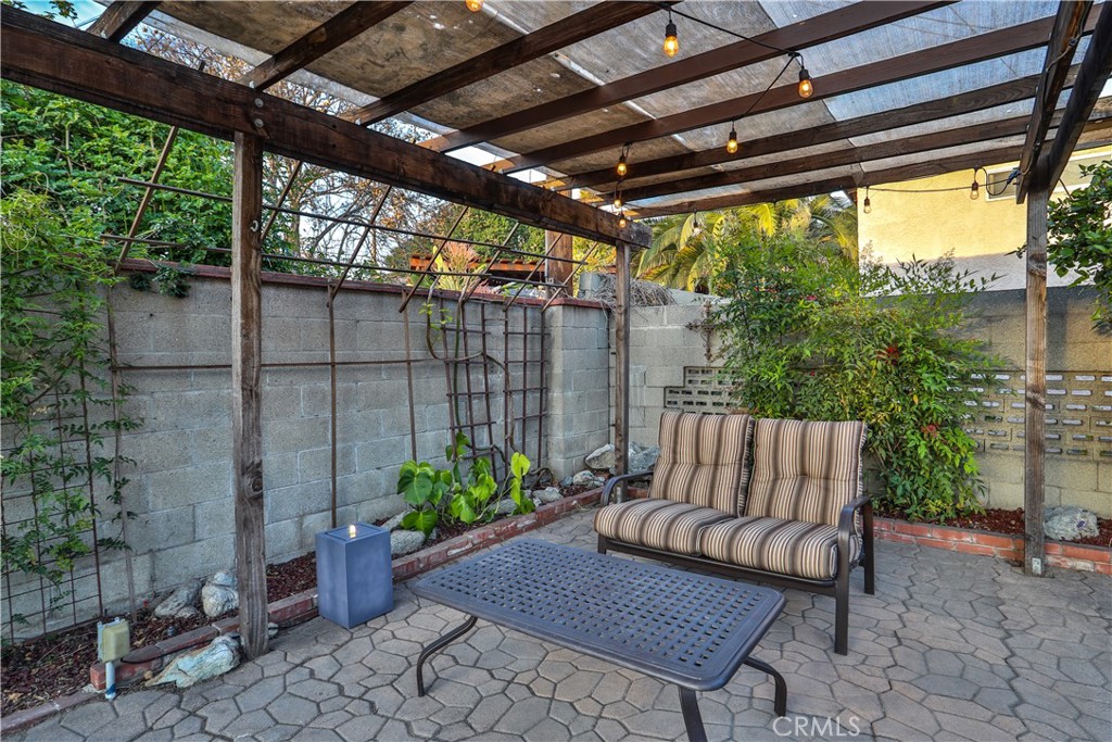 139 E Villanova Drive