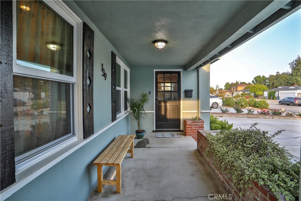 139 E Villanova Drive