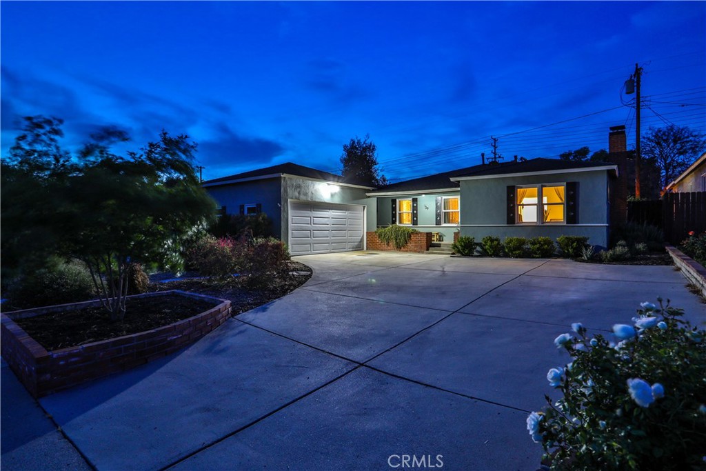 139 E Villanova Drive