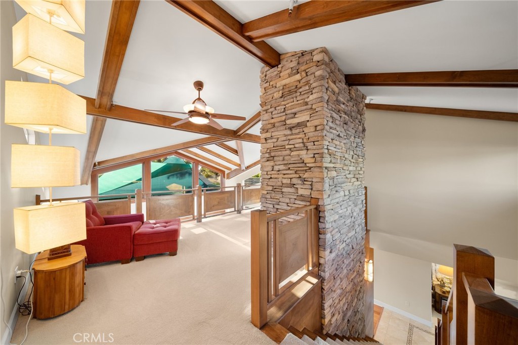 1221 N Cambridge Avenue