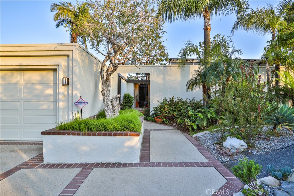 868 Guanajuato Drive