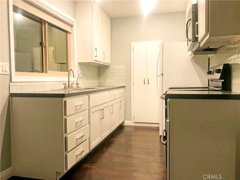 960 E Bonita Avenue 94