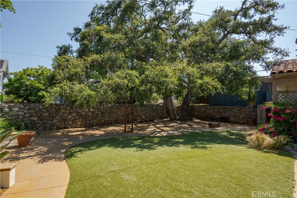 1111 N Indian Hill Boulevard