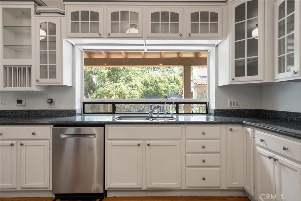 1111 N Indian Hill Boulevard