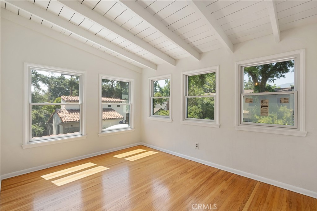 1111 N Indian Hill Boulevard