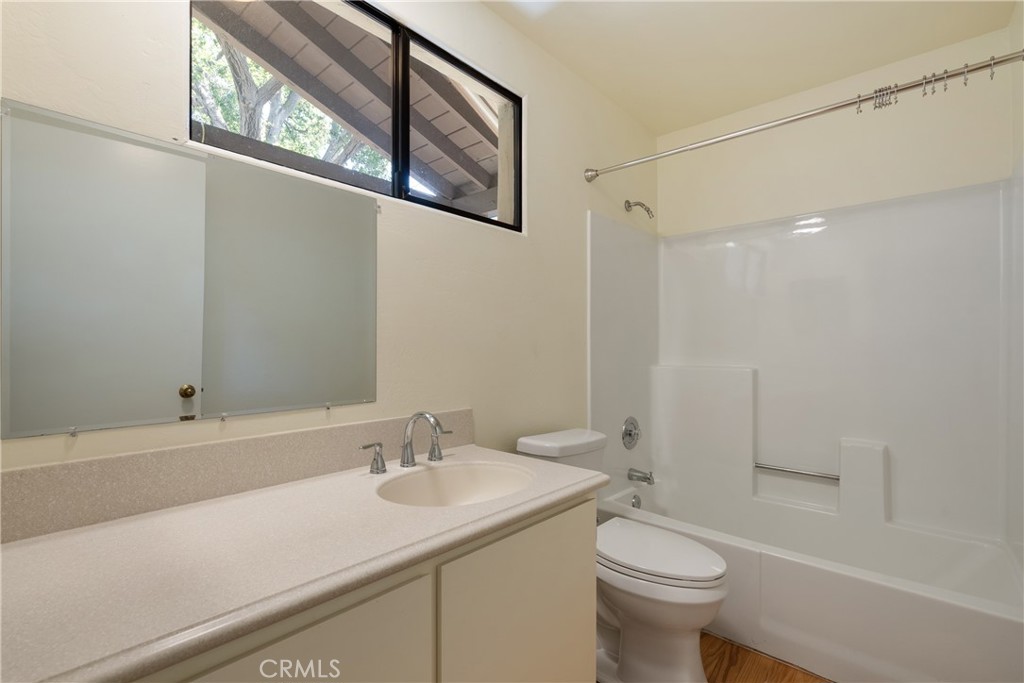 1111 N Indian Hill Boulevard