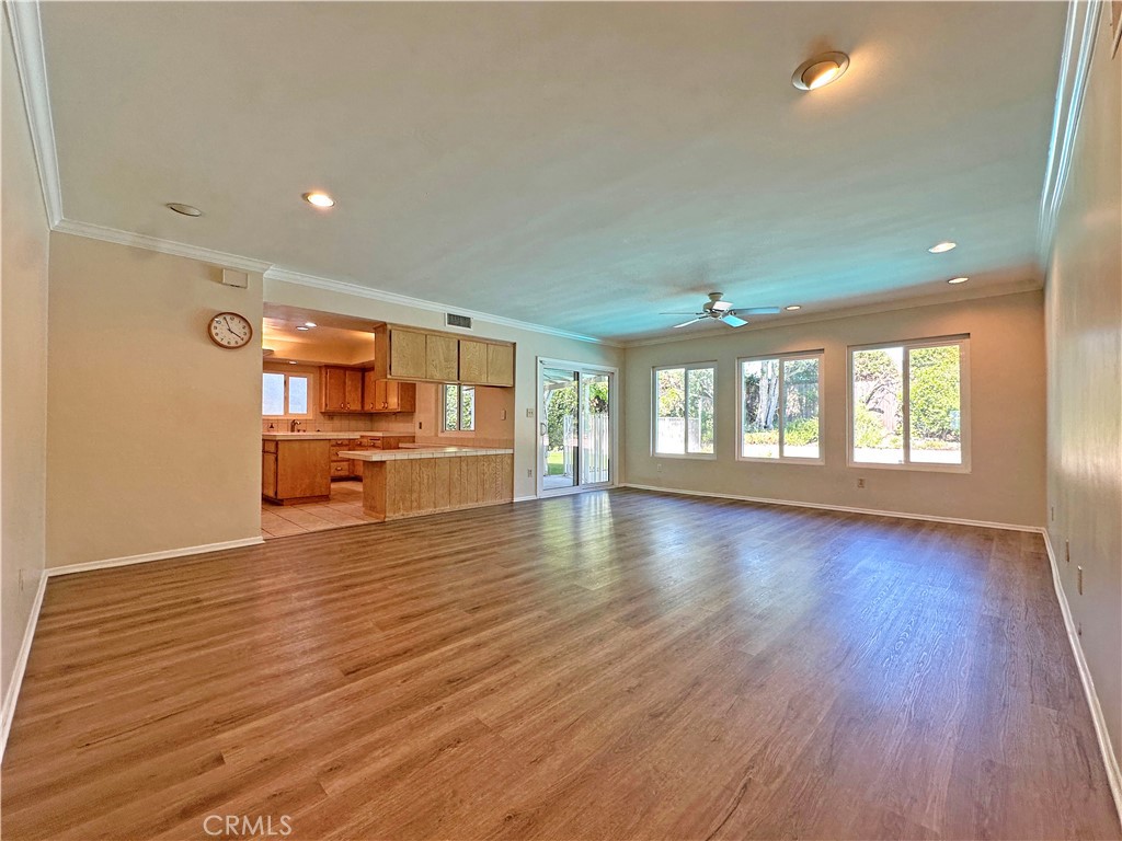 1562 Whittier Avenue