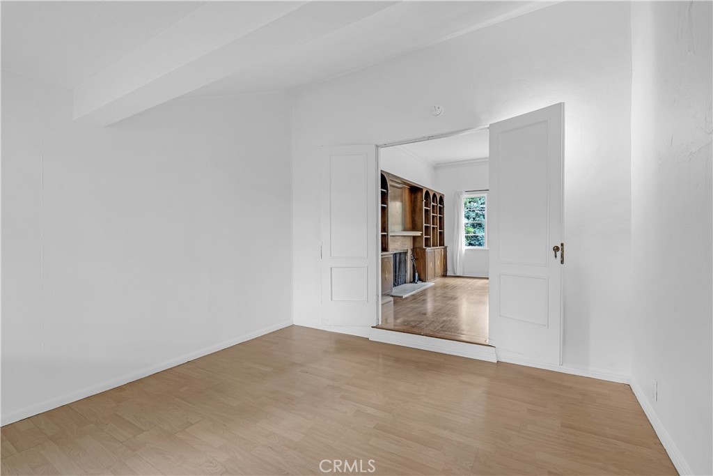 515 W Eleventh Street